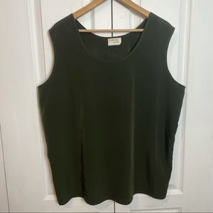 BASIC Sleeveless Top